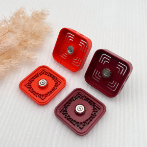 Zinc Alloy Square Chinese‑Style Hollow Pattern Magnetic Car Vent Clip Aromatherapy – DIY Support
